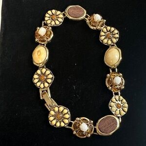 207- Liz Claiborne Elegant Gold and Brown Women's 7” Bracelet